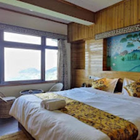 Hotel Royoporus Taktsang Darjeeling à Darjeeling  Extérieur photo