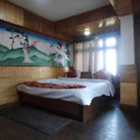 Hotel Royoporus Taktsang Darjeeling à Darjeeling  Extérieur photo