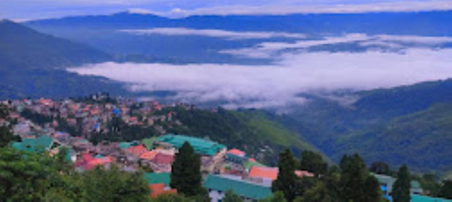 Hotel Royoporus Taktsang Darjeeling à Darjeeling  Extérieur photo